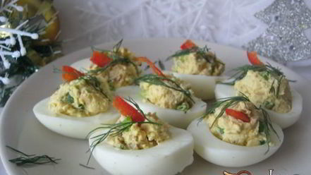 Рецепт фаршированных яиц с беконом