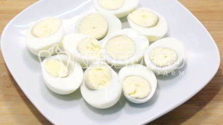 Рецепт фаршированных яиц с икорно-горчичной начинкой