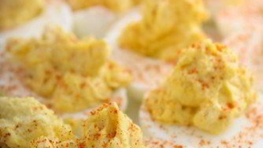 Рецепт фаршированных яиц с паприкой