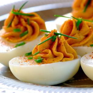 Рецепт Пикантных фаршированных яиц