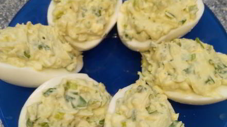 Рецепт весенних фаршированных яиц