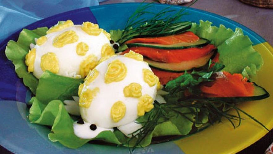 Рецепт яиц, фаршированных копченым лососем