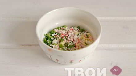 Рецепт яиц, фаршированных крабовым салатом