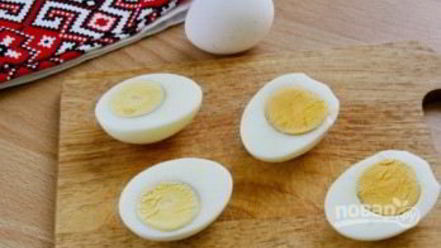 Рецепт яиц, фаршированных крабовыми палочками и огурцом