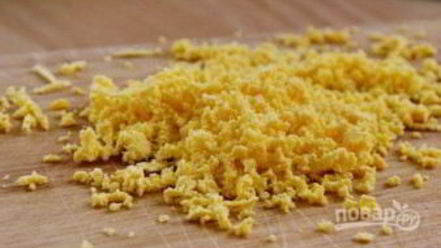 Рецепт яиц, фаршированных крабовыми палочками и огурцом