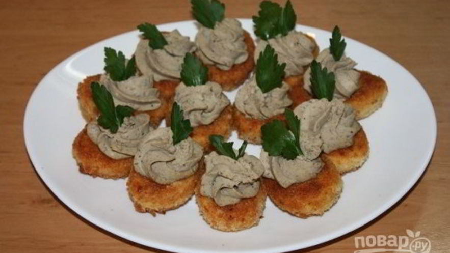 Рецепт яиц, фаршированных куриной печенью