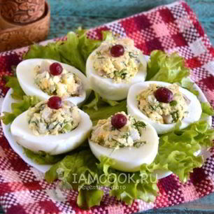 Рецепт Яиц, фаршированных сельдью с горчичной заправкой