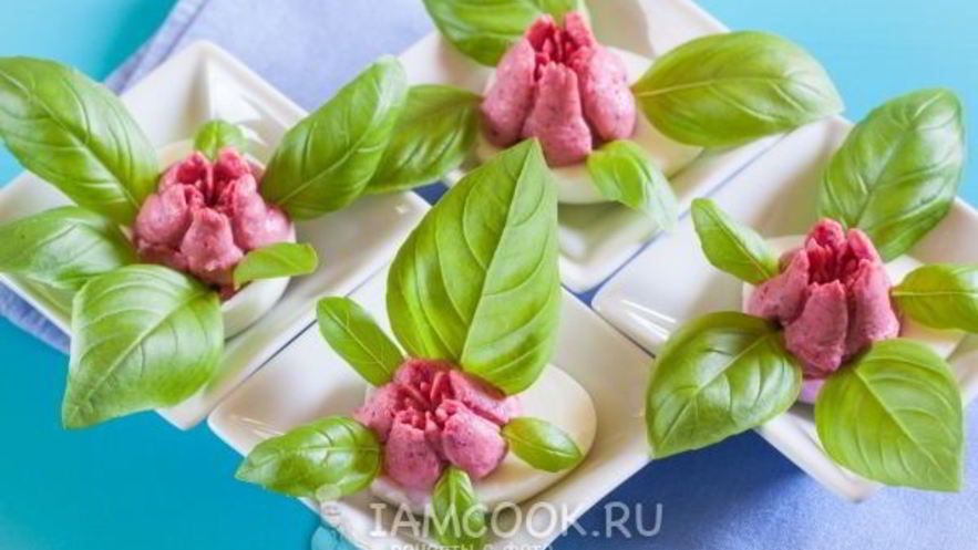 Рецепт яиц, фаршированных сельдью