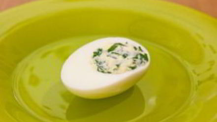 Рецепт яиц, фаршированных семгой