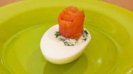 Рецепт яиц, фаршированных семгой