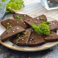 Рецепт Гренков из черного хлеба с чесноком