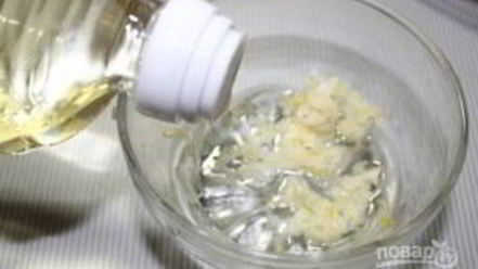 Рецепт гренков из черного хлеба с сыром и чесноком