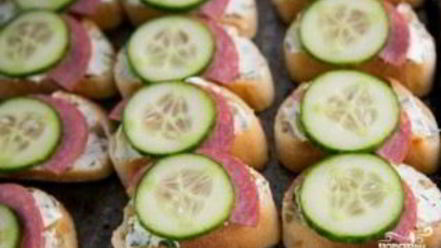 Рецепт гренков с колбасой