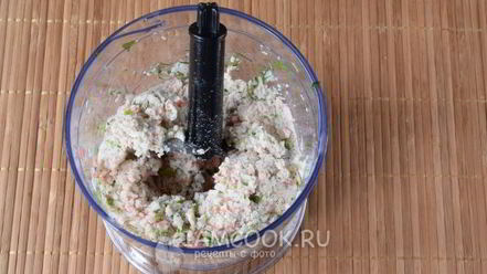 Рецепт гренков с крабово-креветочной пастой