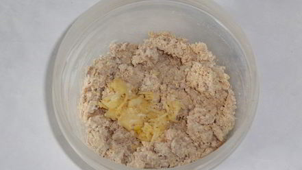 Рецепт гренков с курицей и чесноком