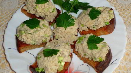 Рецепт гренков с курицей и чесноком