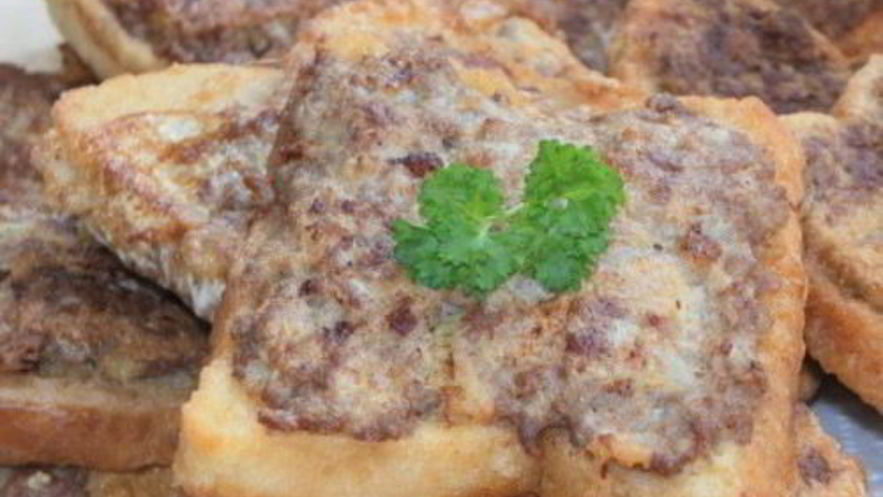 Рецепт гренков с мясным фаршем и килькой по-татарски