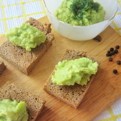 Рецепт Гренков с паштетом из авокадо