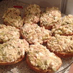 Рецепт Гренков с печенью трески