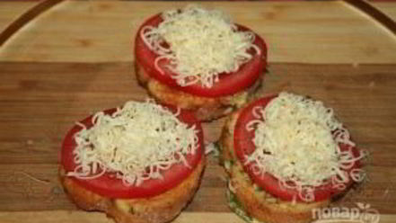 Рецепт гренков с помидорами и сыром в духовке
