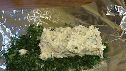 Рецепт гренков с селедочным маслом