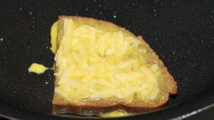 Рецепт гренков с сыром и чесноком