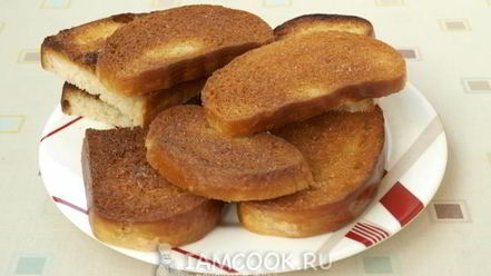 Рецепт гренков с сыром и луком на сковороде