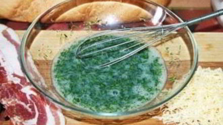 Рецепт гренков с сыром и яйцом на сковороде