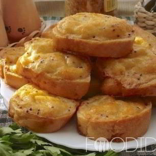 Рецепт Гренков с сыром и яйцом