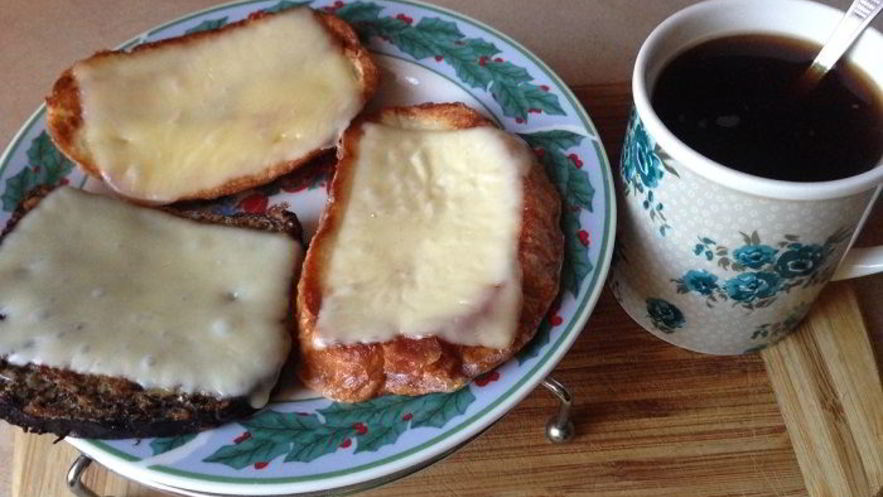 Рецепт гренков с сыром на завтрак