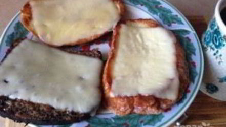 Рецепт гренков с сыром на завтрак