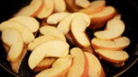 Рецепт гренков с яблоками