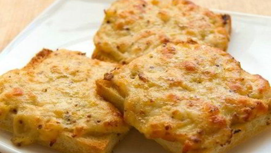 Рецепт необычных гренков с сыром