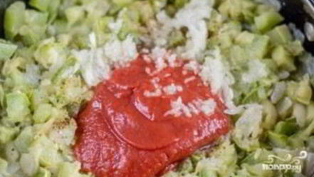 Рецепт кабачковой икры без моркови с томатной пастой
