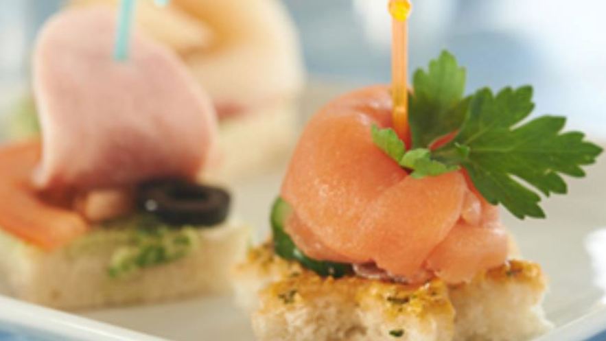 Рецепт канапе ассорти