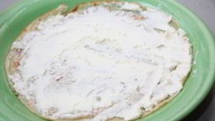 Рецепт канапе из блинов на шпажках