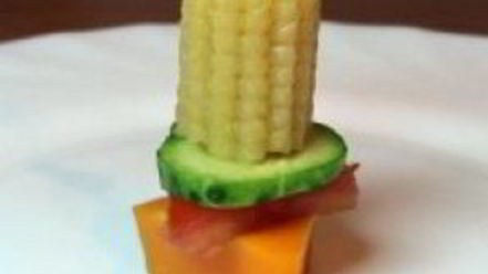 Рецепт канапе из мяса и овощей