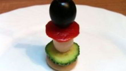 Рецепт канапе из мяса и овощей