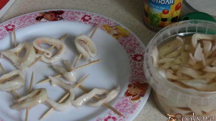 Рецепт канапе с кальмаром