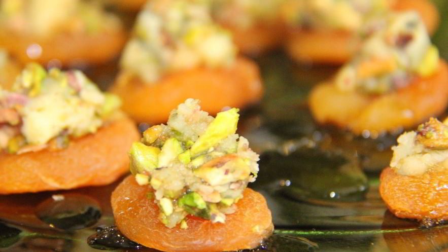 Рецепт канапе с курагой