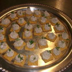 Рецепт Канапе с муссом из лосося