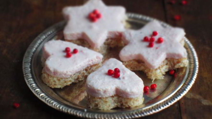 Рецепт канапе с муссом из ветчины и рикотты