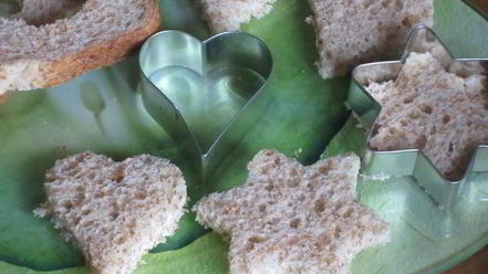 Рецепт канапе с муссом из ветчины и рикотты