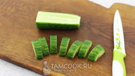 Рецепт канапе с огурцом