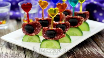 Рецепт канапе с огурцом