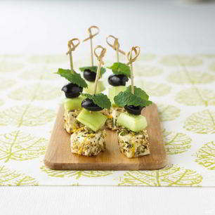 Рецепт Канапе с оливками и мятой