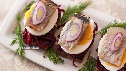 Рецепт канапе с селедкой