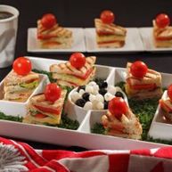 Рецепт Канапе с сыром и помидорами черри