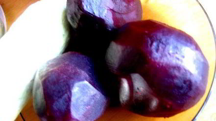 Рецепт пикантных канапе из свеклы