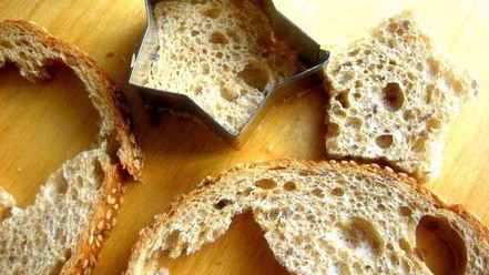 Рецепт пикантных канапе из свеклы